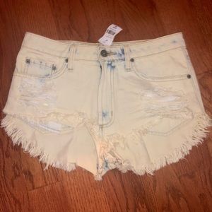 LF Carmar Denim Cutoff Shorts - size 26
